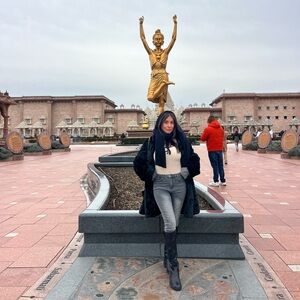 Meet your Posher, Andrea